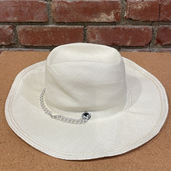 Gladys Tamez Millinery x REVOLVE Pearl Band Cowboy Handmade Hat White Size S - Picture 4 of 7